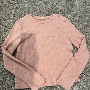 Super cute long sleeve!